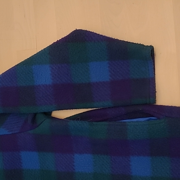EUC VTG Aqua Sheen 100% Dacron Dupont Polyester Blue Purple and Green Plaid - Picture 3 of 11